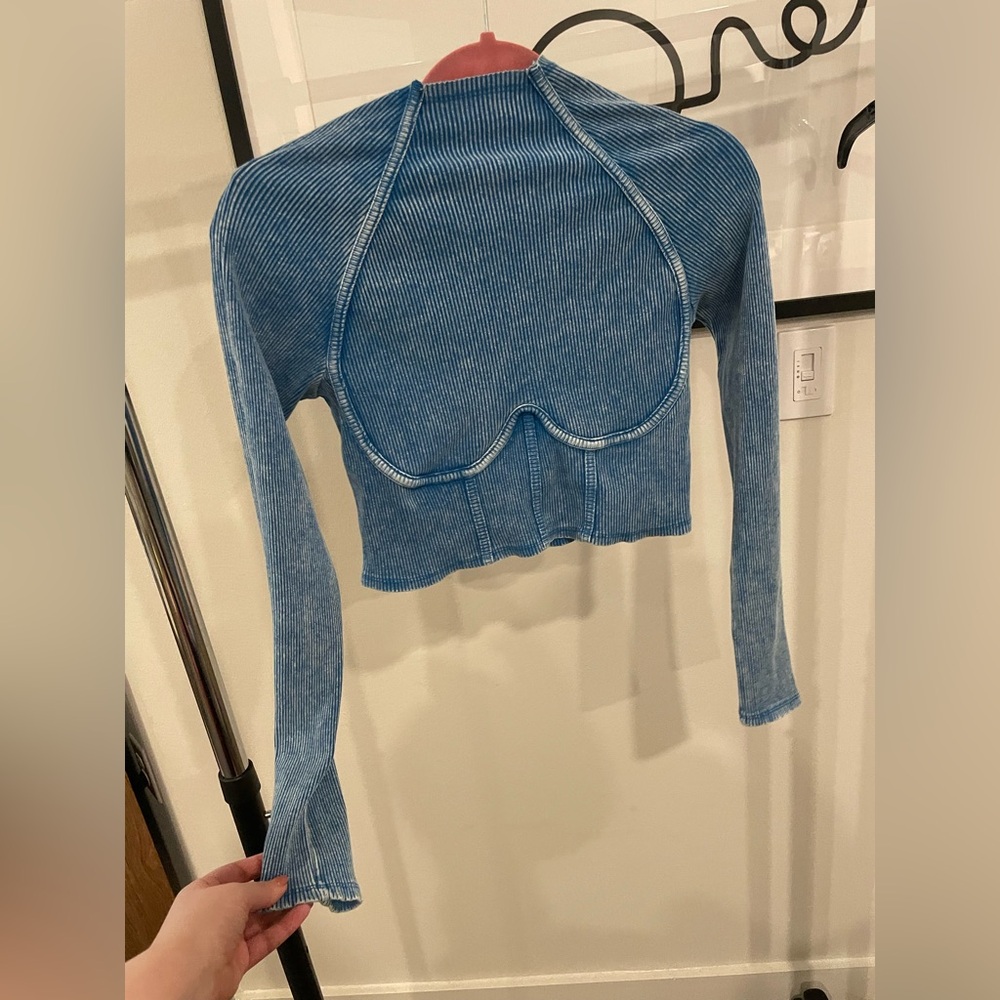 NWT ribbed cropped long sleeve top - Picture 5 of 8